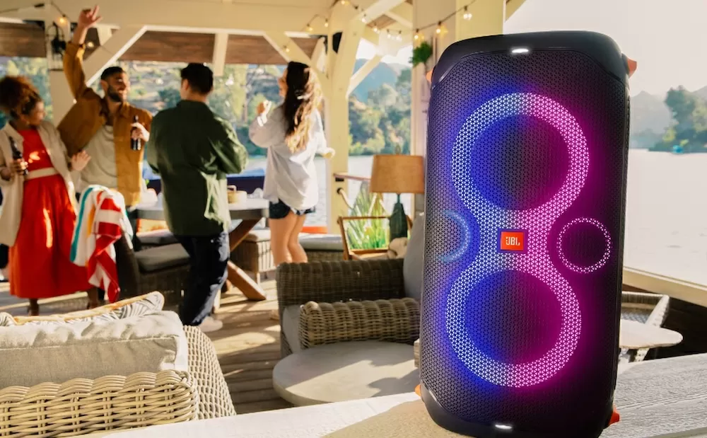 Колонка для вечеринок JBL Partybox 110 – звук который впечатляет