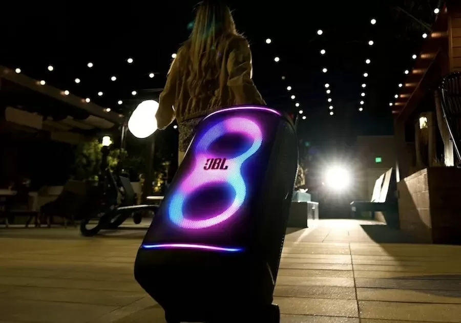 JBL PartyBox 520 — до 15 часов автономной работы