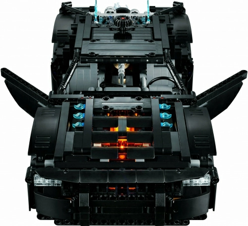 Конструктор LEGO Technic 42127 Бэтмен: Бэтмобиль