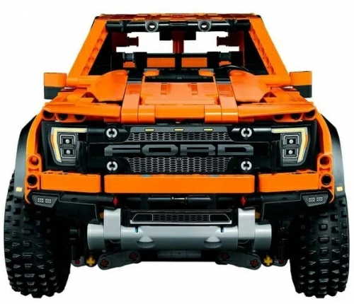 Конструктор LEGO Technic 42126 Ford F-150 Raptor