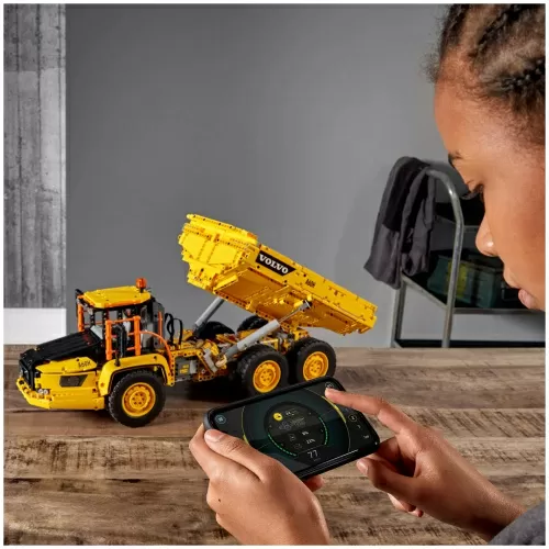 Конструктор LEGO Technic 42114 Самосвал Volvo 6х6