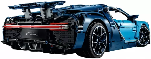 Конструктор LEGO Technic 42083 Bugatti Chiron