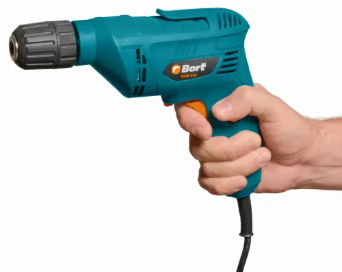 Безударная дрель Bort BSM-540 (98296556)