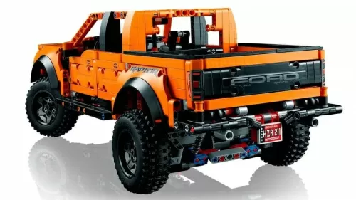 Конструктор LEGO Technic 42126 Ford F-150 Raptor