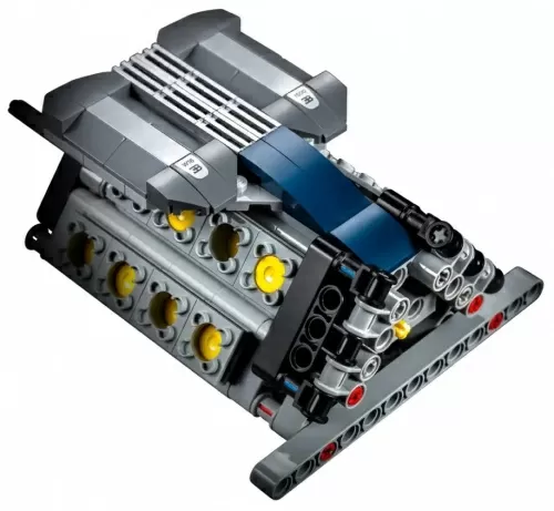 Конструктор LEGO Technic 42083 Bugatti Chiron