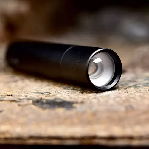 Фонарь Beebest Zoom FZ101 — фото, купить в Минске с доставкой по Беларуси — 360shop.by