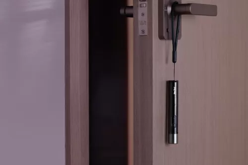 Фонарь NexTool Lightning Peep-proof Flashlight (NE20042) — фото, купить в Минске с доставкой по Беларуси — 360shop.by