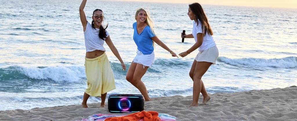 EasySing и AI Vocal Removal для караоке на JBL PartyBox On-The-Go 2