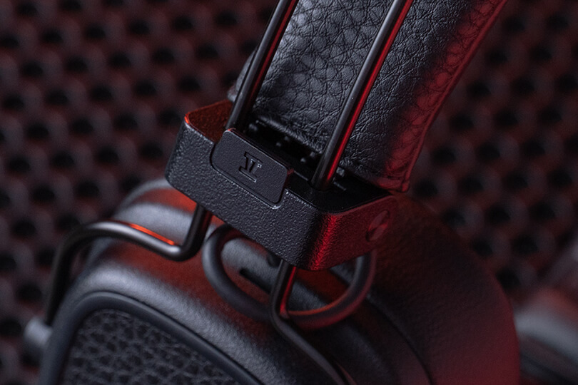 Наушники Marshall Major V – беспроводная зарядка