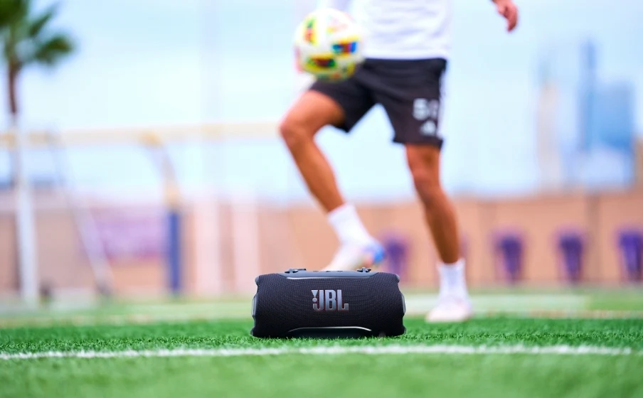Динамики и технология AI Sound Boost в JBL Xtreme 5