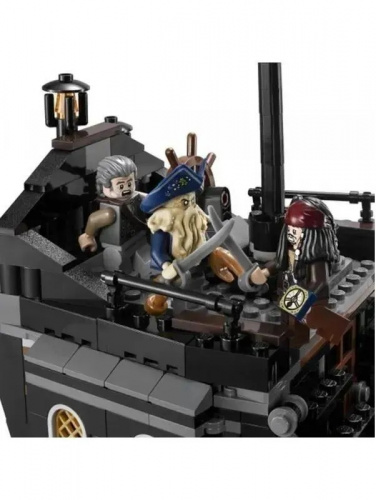 Конструктор LEGO King Pirates of the Caribbeans 18016 Черная Жемчужина