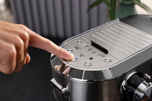 Кофеварка рожковая DeLonghi Dedica Maestro Plus EC 950 M — фото, купить в Минске с доставкой по Беларуси — 360shop.by
