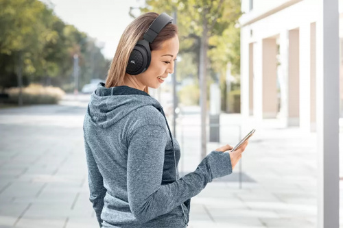 Наушники Corsair HS70 Bluetooth