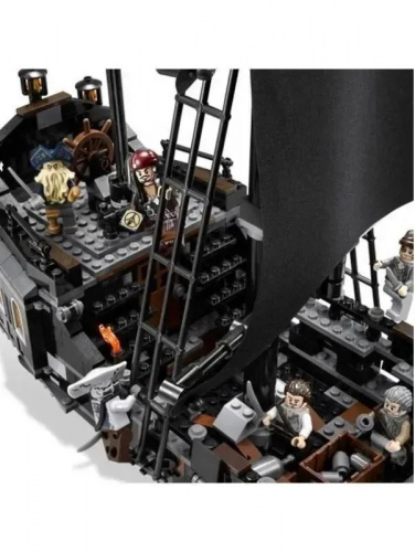 Конструктор LEGO King Pirates of the Caribbeans 18016 Черная Жемчужина